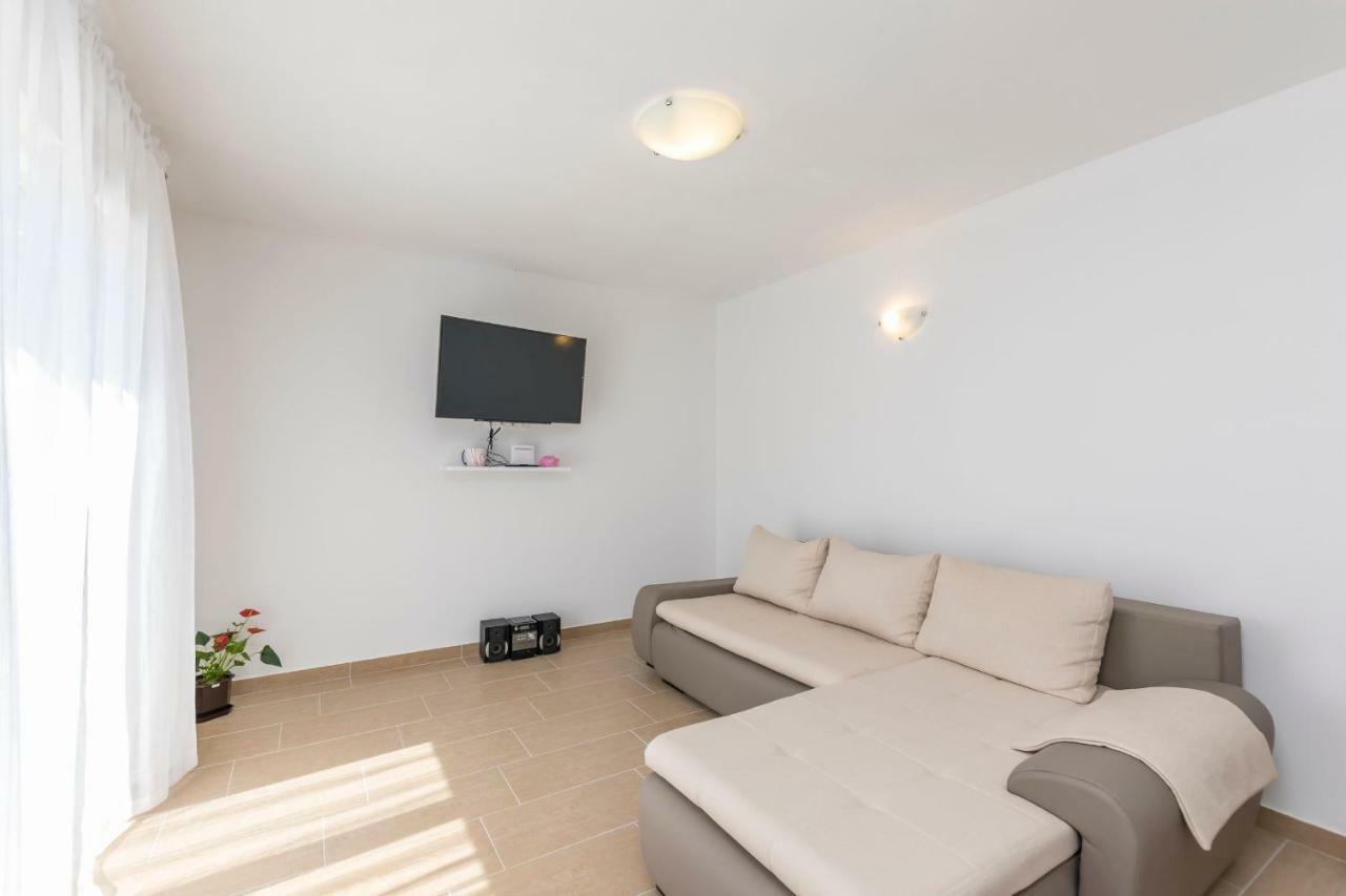 Cherry Garden Apartment *