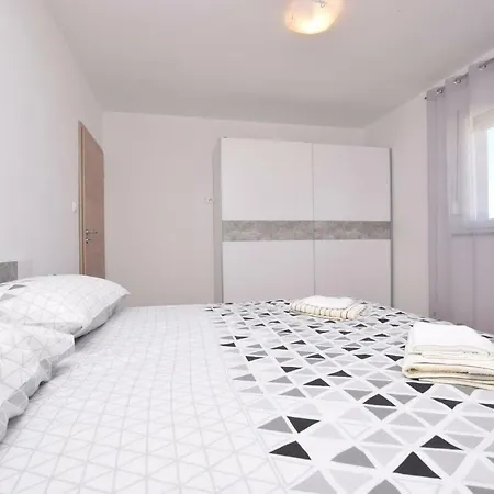 Apartment Cherry Garden Zadar Exterior photo