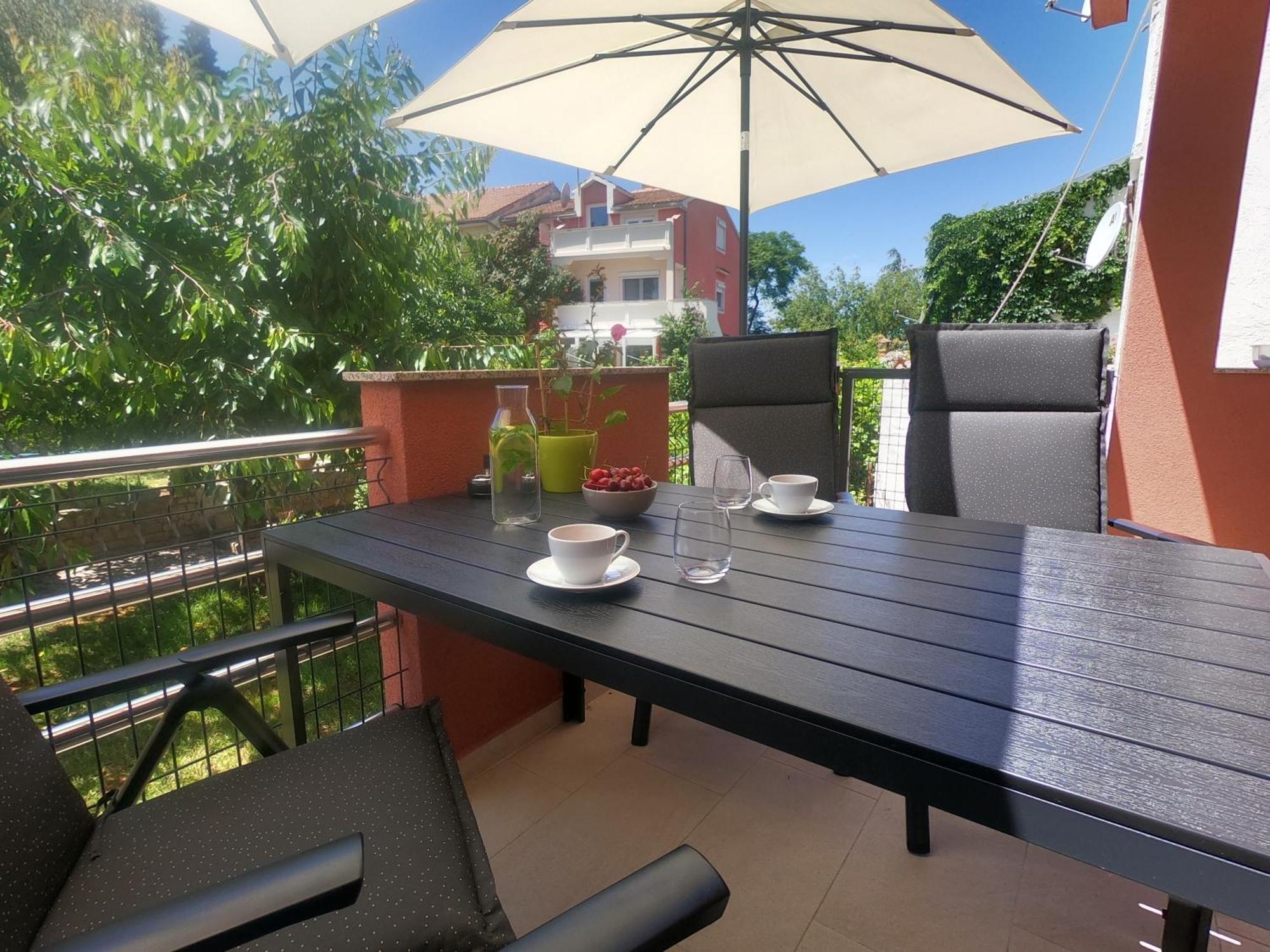 Apartment Cherry Garden Zadar